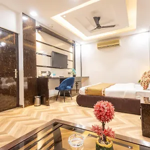 4* Hotel Cosmo Near Blk Hospital Karol Bagh
